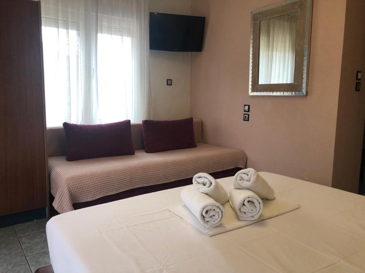Plaisir Rooms Makriammos Bagian luar foto