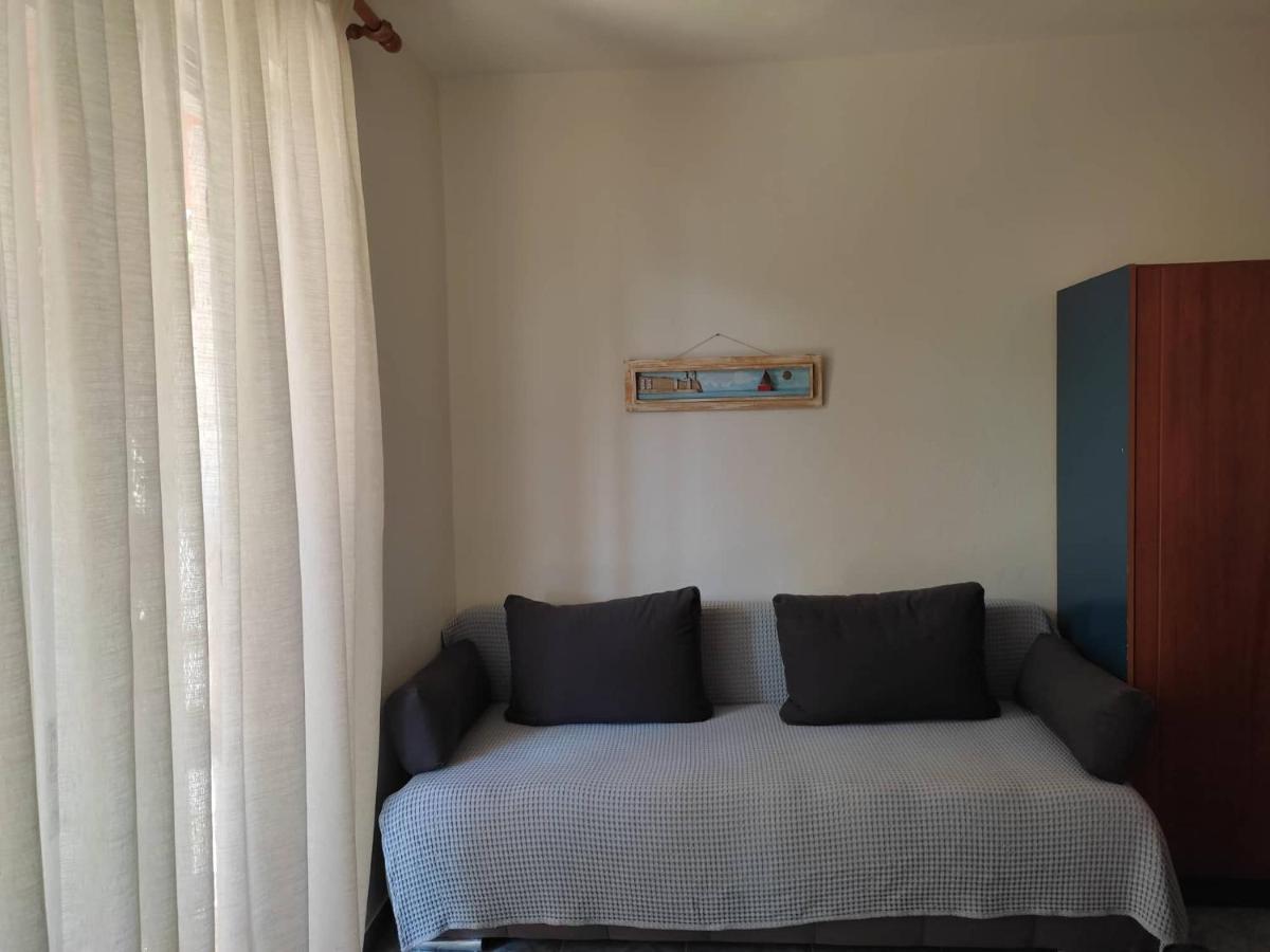 Plaisir Rooms Makriammos Bagian luar foto